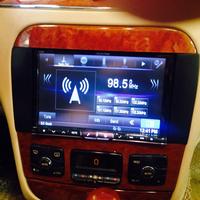 am fm radio displayed on alpine unit