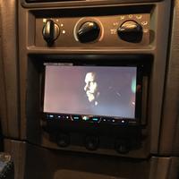 In dash pioneer AVH-X5600